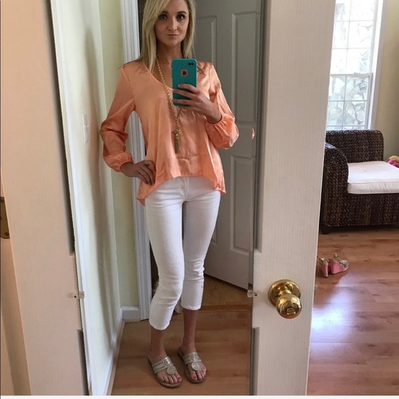 NWT XS Nordstrom Rack Beautiful Coral Color High Low Blouse with Sleeves - Picture 3 of 10